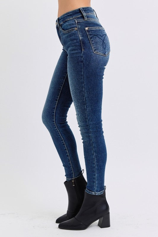 Judy Blue Run Mid-Rise Waist Skinny Jeans with Thermal Lining